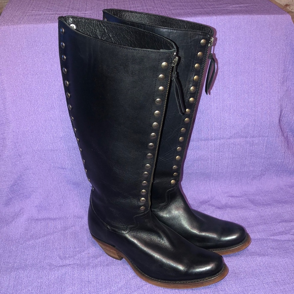 Used Women’s Reba by Justin Boots Size 6B RML254 Front Zip Black